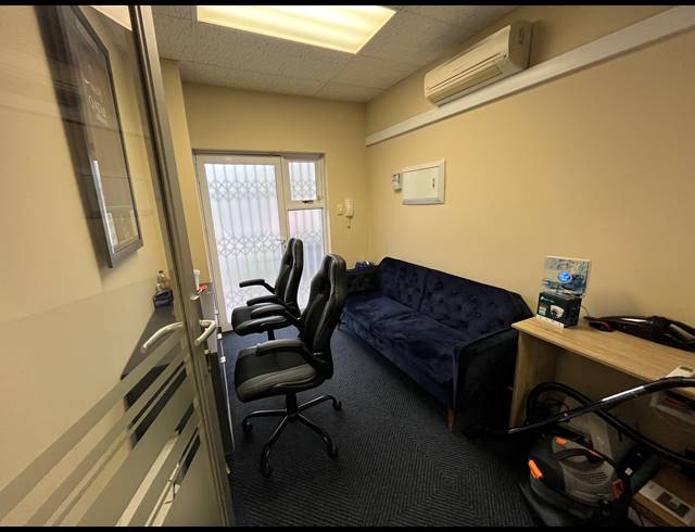 62M² OFFICE FOR SALE IN UMHLANGA CENTRAL
